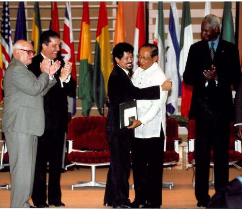 Misuari and Ramos, Nobel Prize Winners 2007 for achieving a 1996 Final Peace Agreement